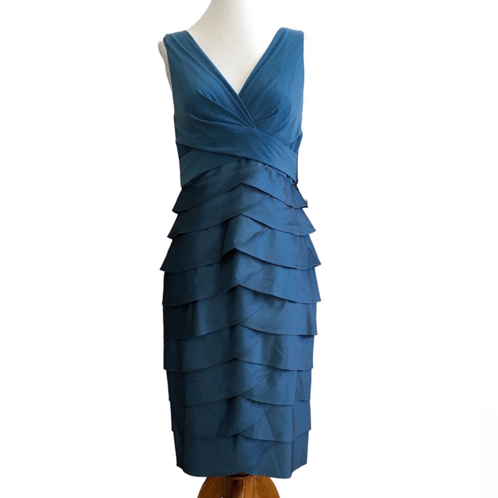Adrianna Papell Tafetta Shutter Layered Dress, Size 6 - Picture 1 of 13